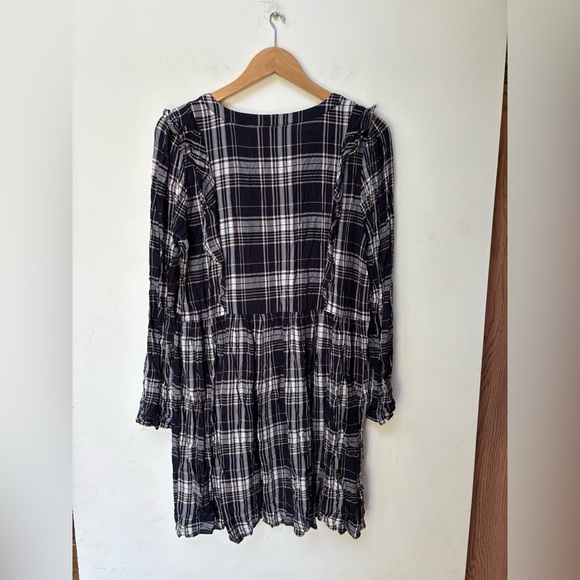 Loft Plaid Ruffle V Neck Dress - Picture 8 of 8